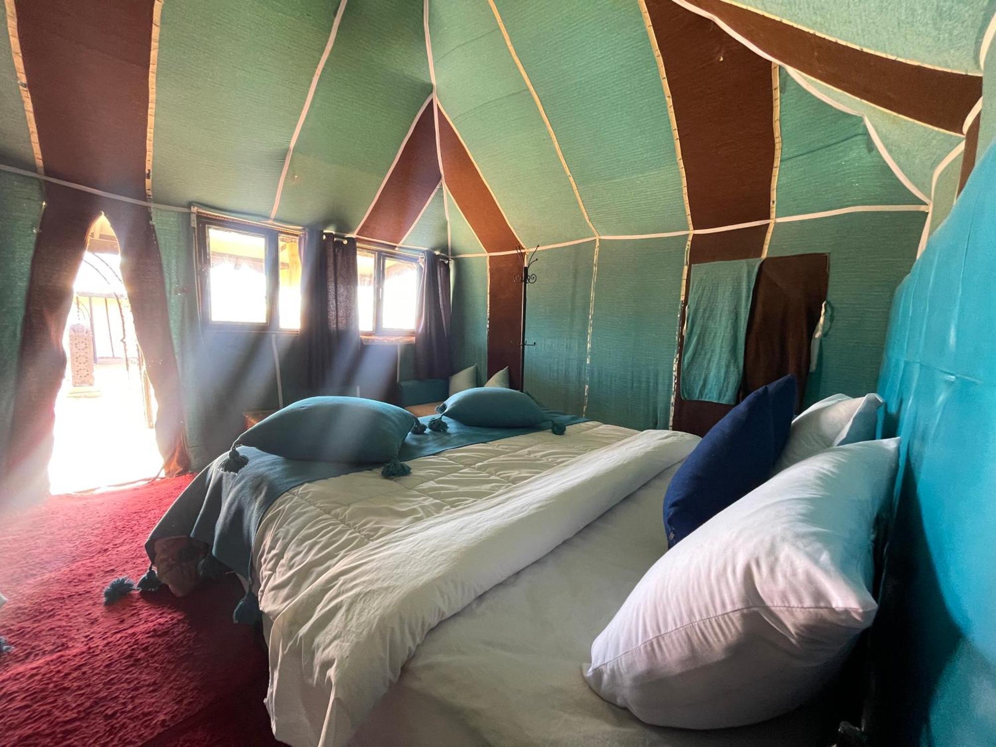 Roses Desert Camp Merzouga Exterior foto